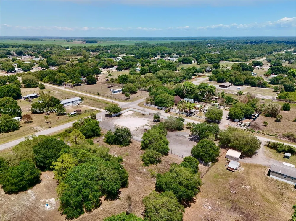 242 BALD CYPRESS AVE Clewiston, FL 33440
