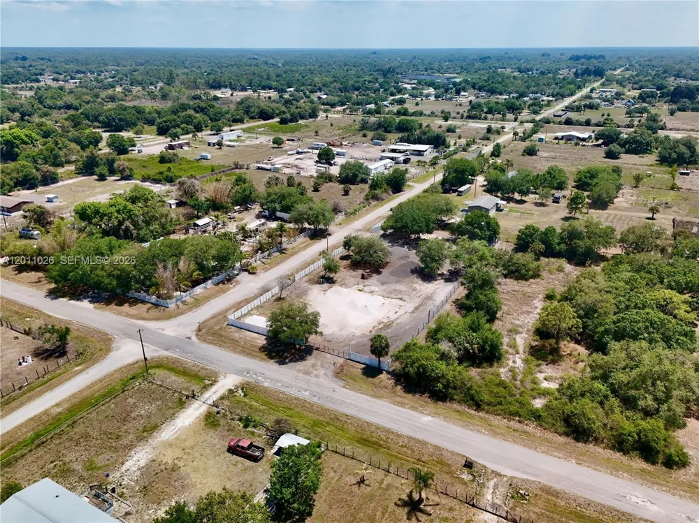 242 BALD CYPRESS AVE Clewiston, FL 33440