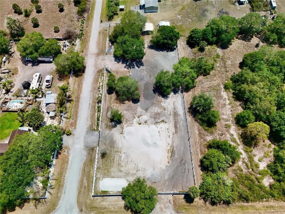 242 BALD CYPRESS AVE Clewiston, FL 33440
