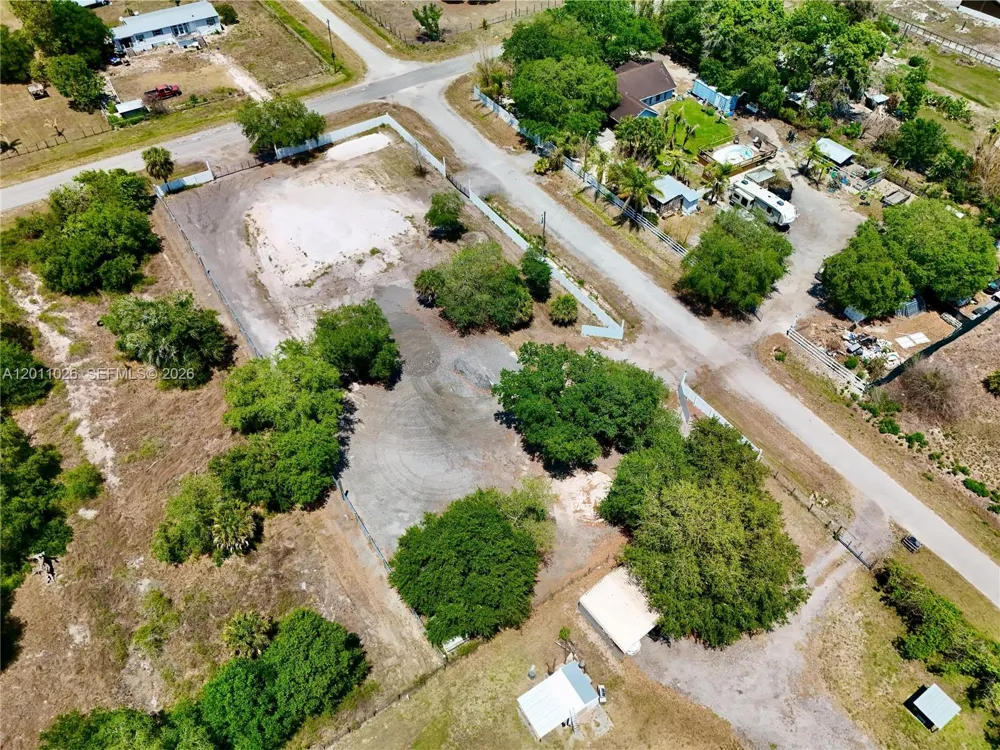 242 BALD CYPRESS AVE Clewiston, FL 33440