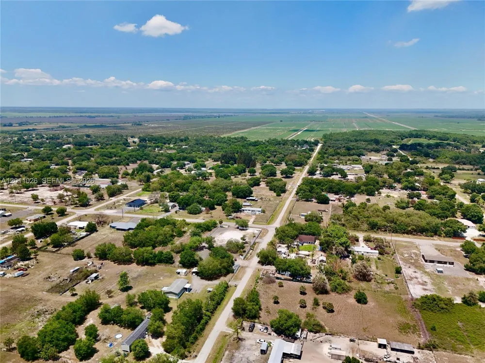 242 BALD CYPRESS AVE Clewiston, FL 33440
