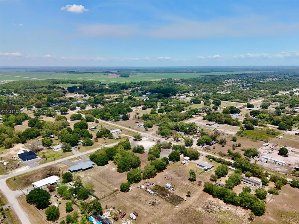 242 BALD CYPRESS AVE Clewiston, FL 33440