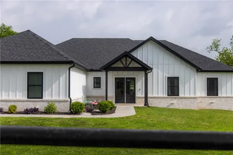1213 W Pineville Road