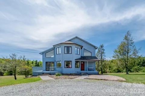 216 Deer Track Lane