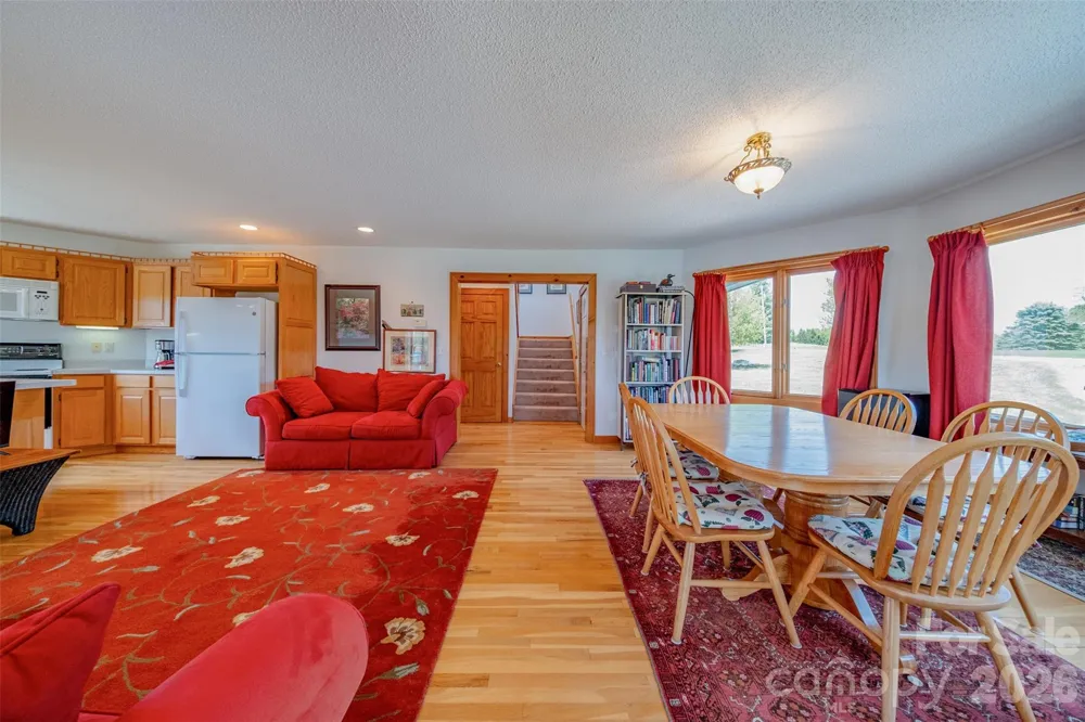 216 Deer Track Lane Sparta, NC 28675