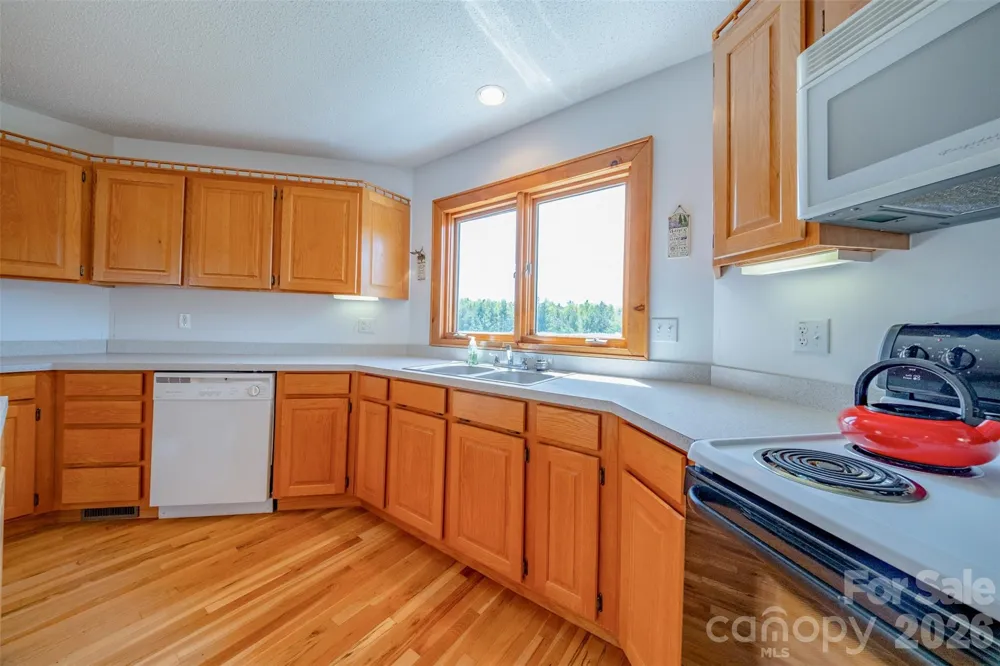 216 Deer Track Lane Sparta, NC 28675