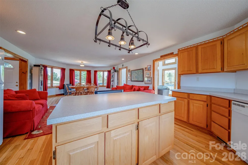 216 Deer Track Lane Sparta, NC 28675