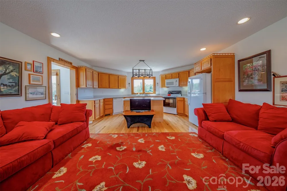 216 Deer Track Lane Sparta, NC 28675