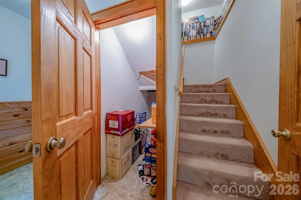 216 Deer Track Lane Sparta, NC 28675