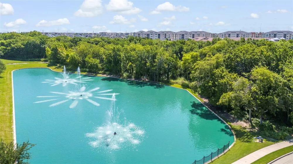 651 Watters Road #7202 Allen, TX 75013