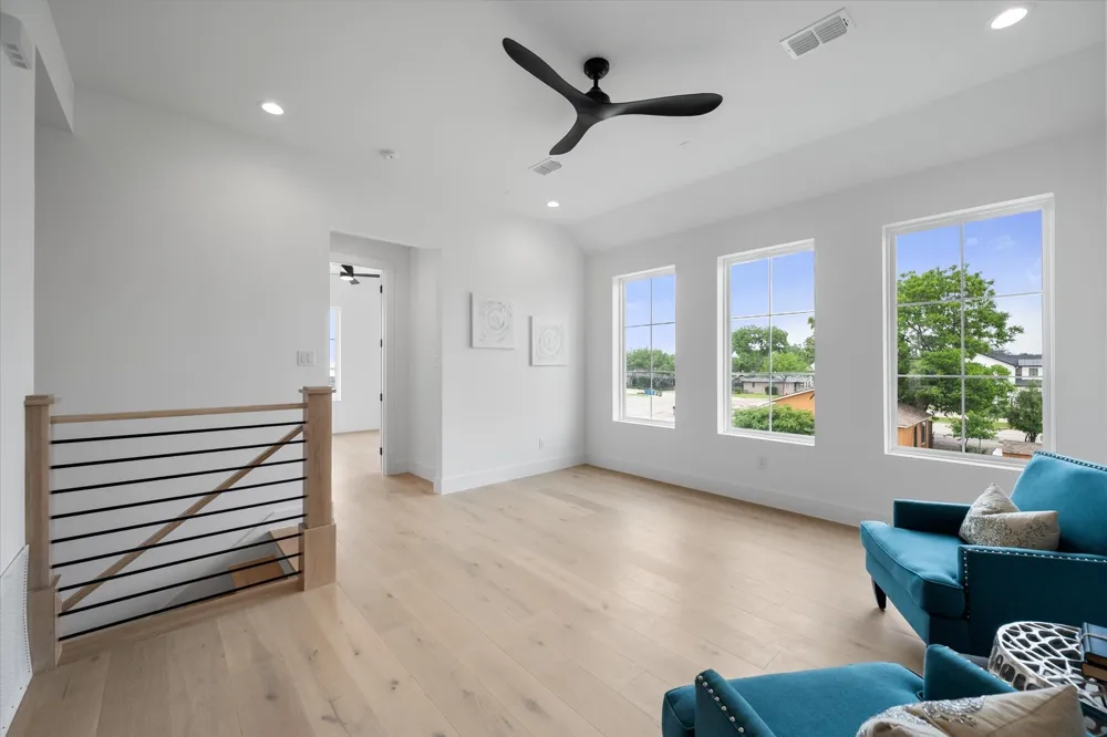 204 Pine Street Roanoke, TX 76262