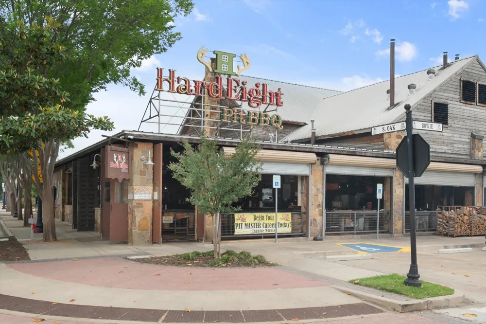 204 Pine Street Roanoke, TX 76262