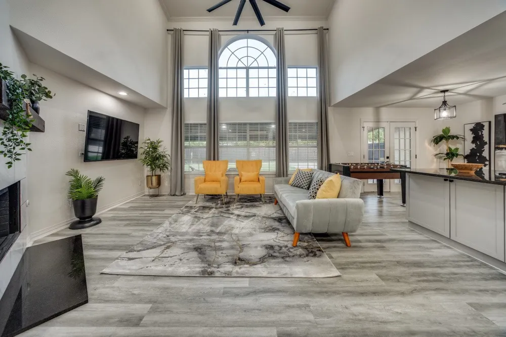 3304 Inwood Road Dallas, TX 75235