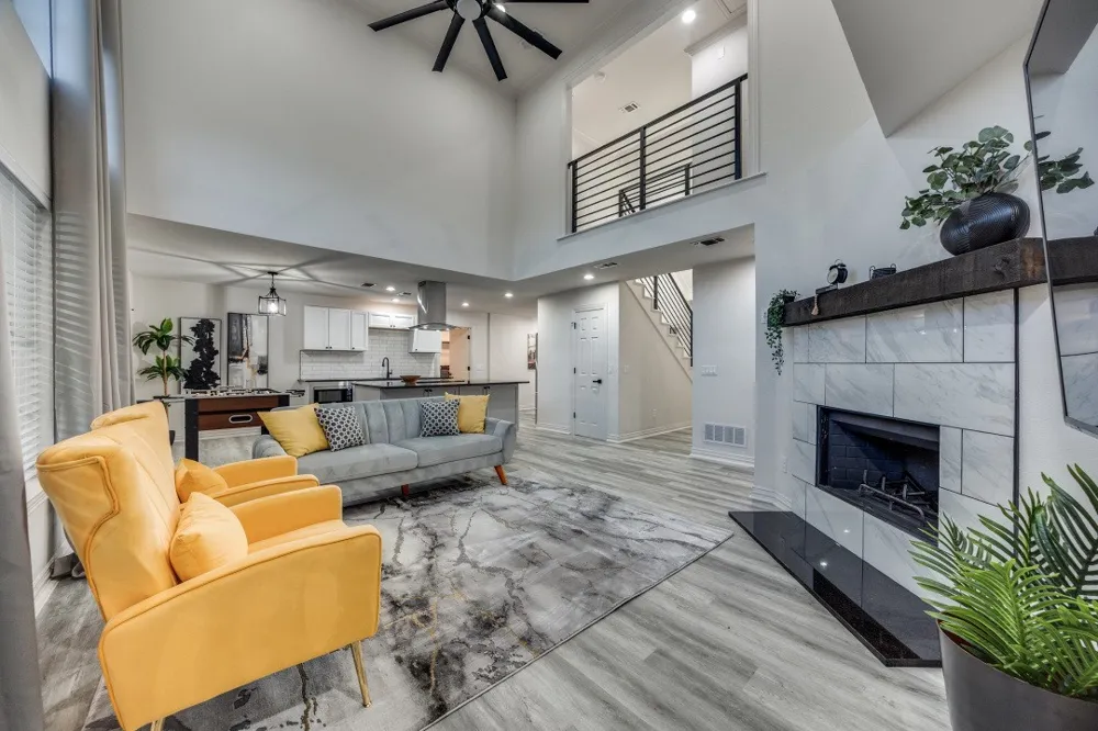 3304 Inwood Road Dallas, TX 75235