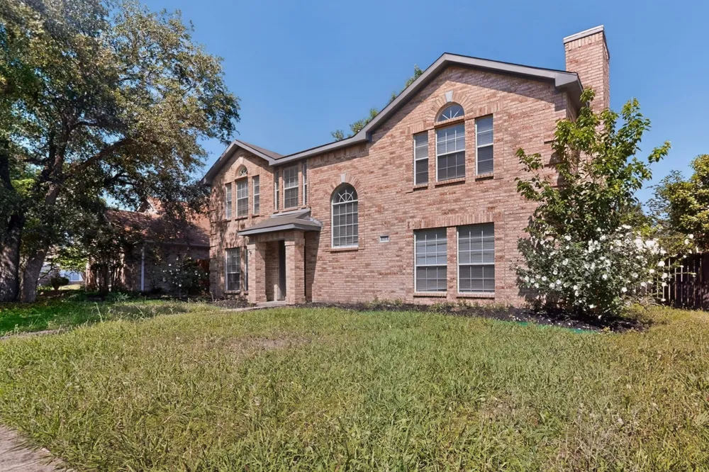 2302 Dana Drive Rowlett, TX 75088