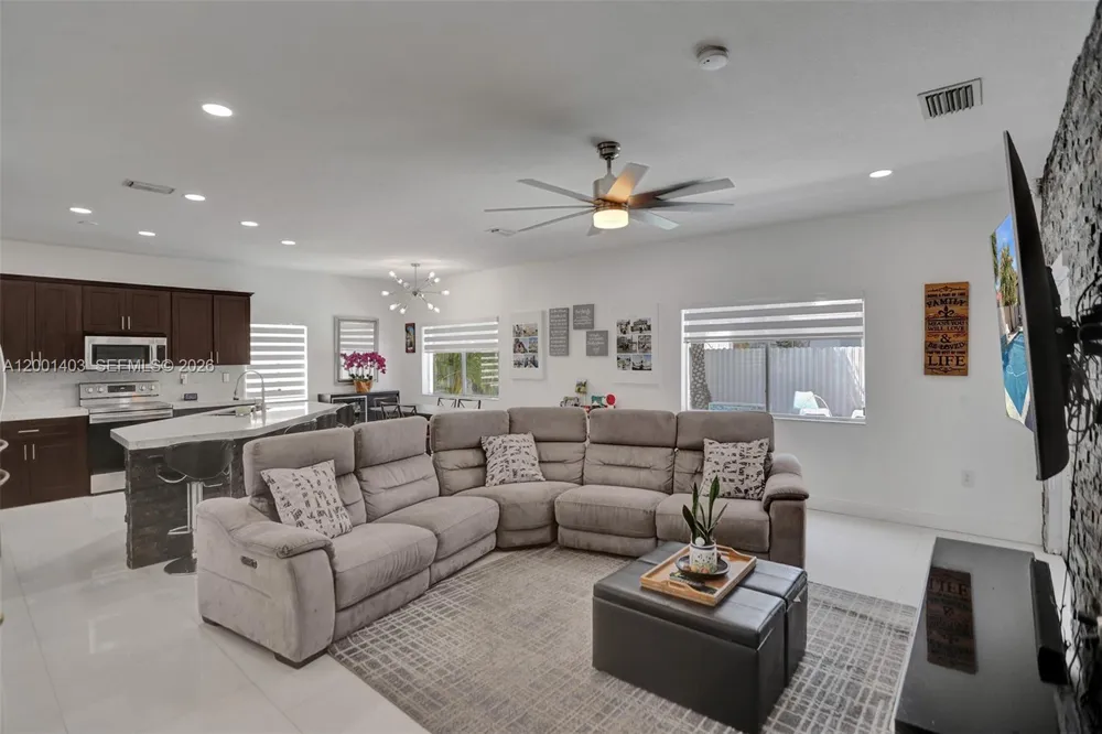 10231 SW 227th Ln Cutler Bay, FL 33190
