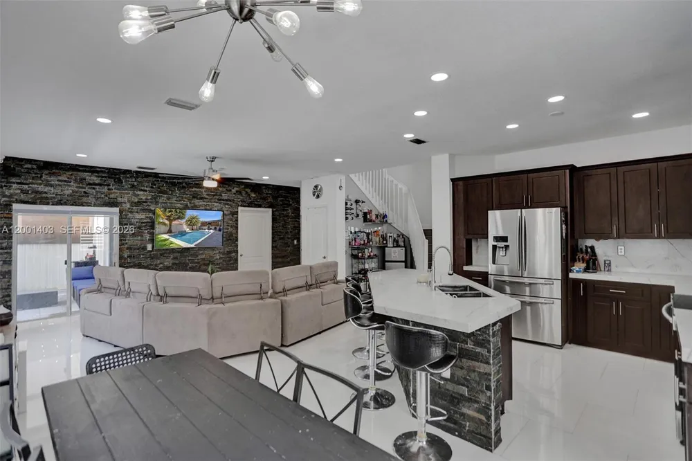 10231 SW 227th Ln Cutler Bay, FL 33190