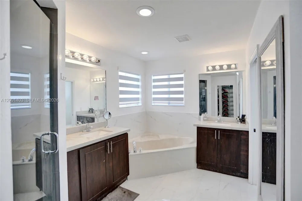 10231 SW 227th Ln Cutler Bay, FL 33190