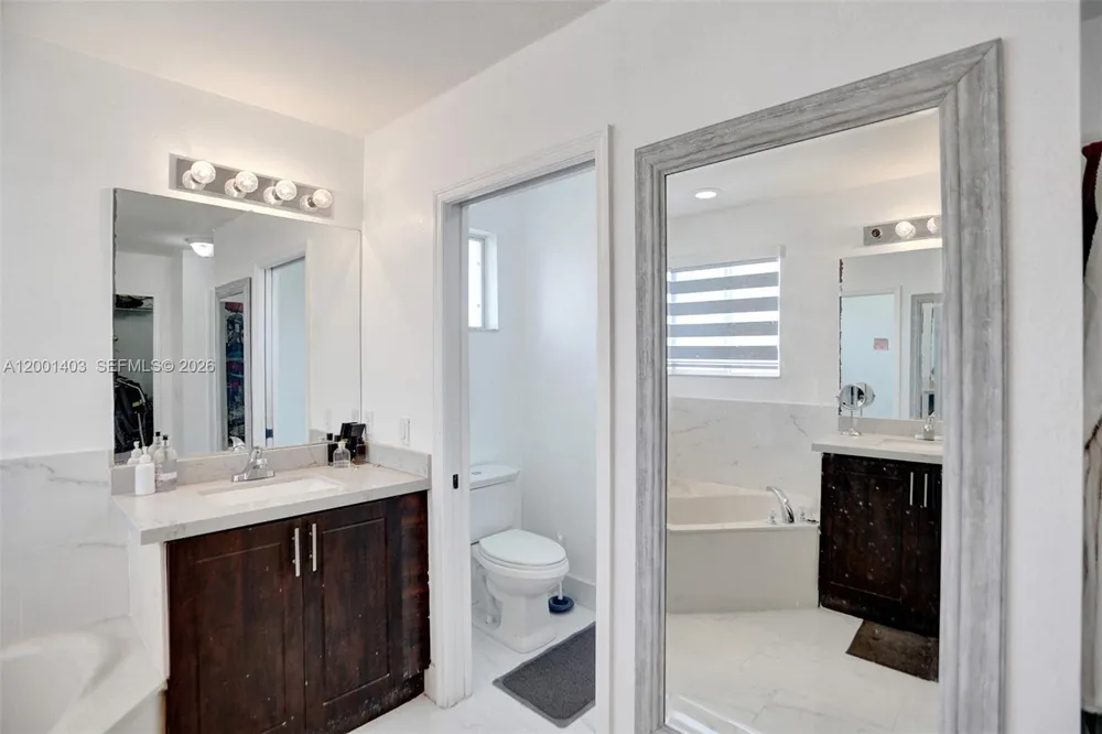 10231 SW 227th Ln Cutler Bay, FL 33190