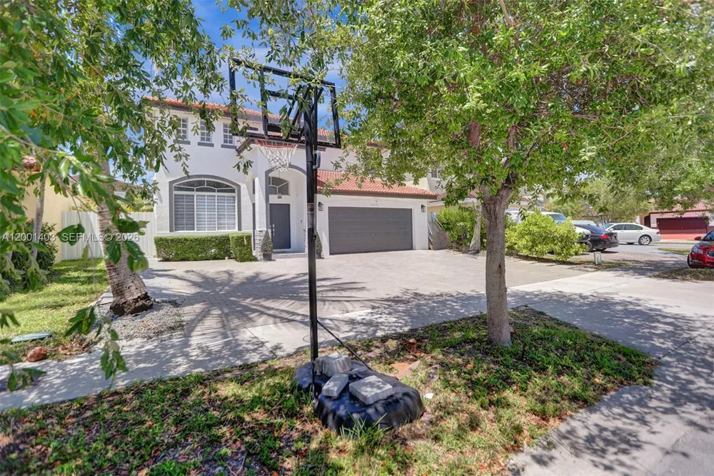 10231 SW 227th Ln Cutler Bay, FL 33190