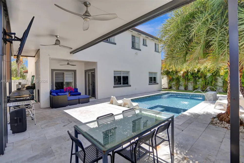 10231 SW 227th Ln Cutler Bay, FL 33190