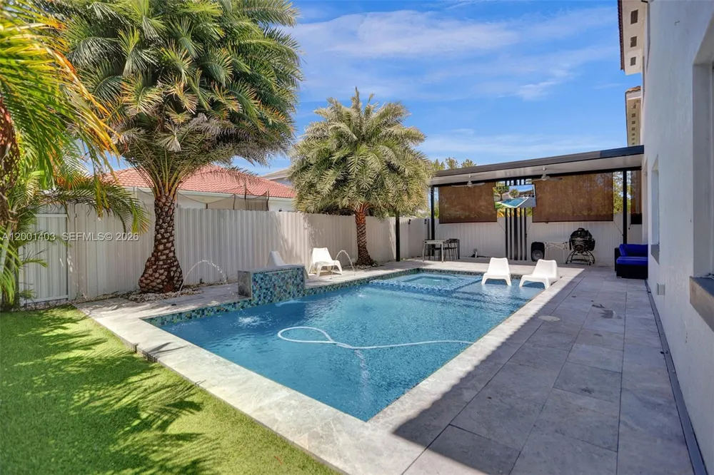 10231 SW 227th Ln Cutler Bay, FL 33190