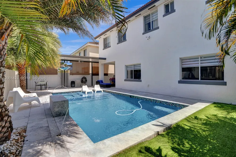 10231 SW 227th Ln Cutler Bay, FL 33190
