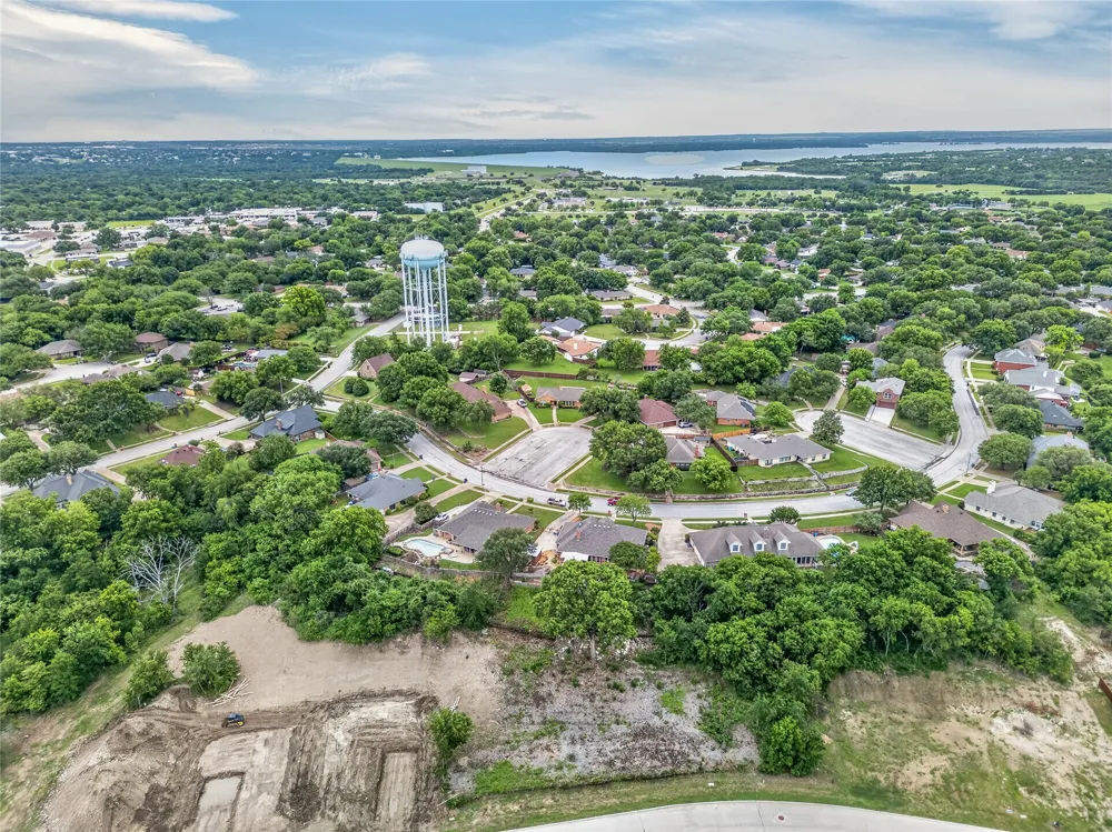 738 Sterling Drive Benbrook, TX 76126