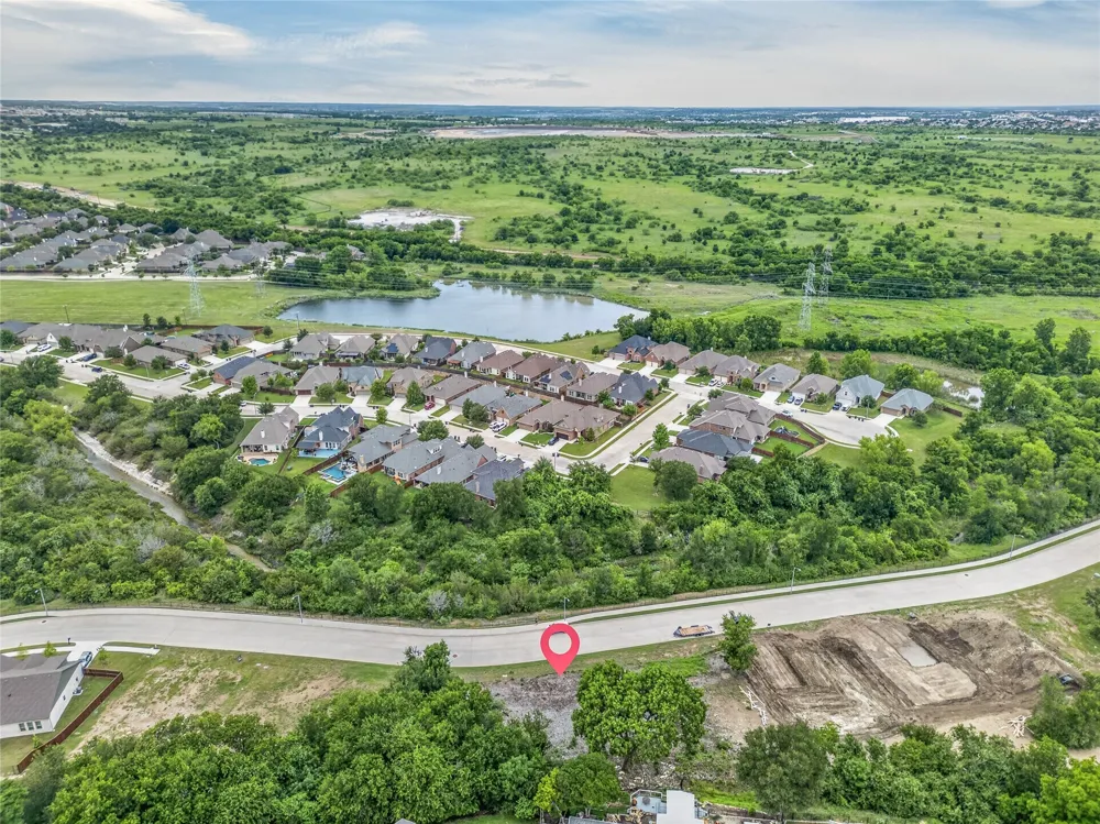 738 Sterling Drive Benbrook, TX 76126