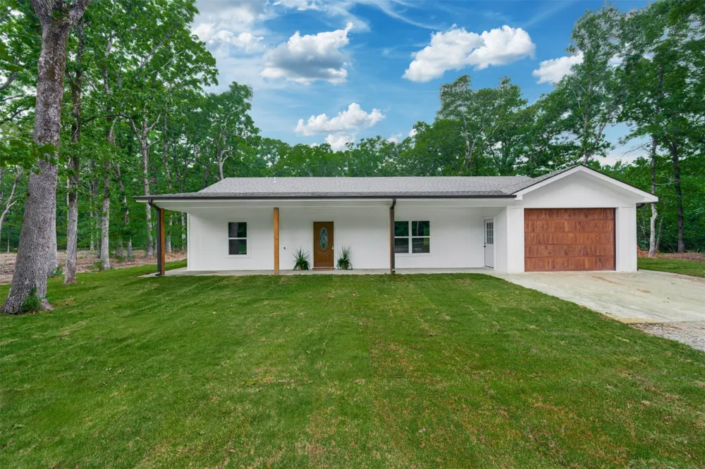 130 Private Road 35407 Sumner, TX 75486