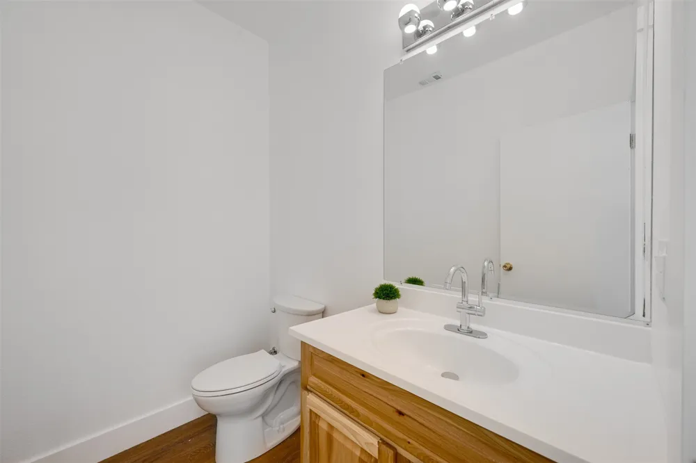 130 Private Road 35407 Sumner, TX 75486