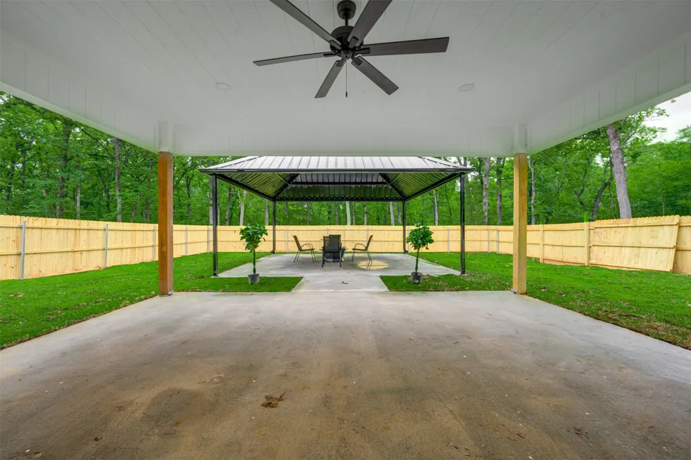 130 Private Road 35407 Sumner, TX 75486
