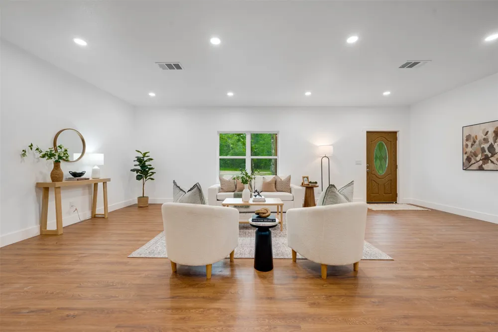 130 Private Road 35407 Sumner, TX 75486
