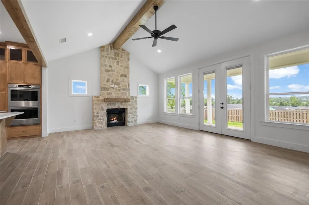 16429 Clearview Drive Lindale, TX 75771