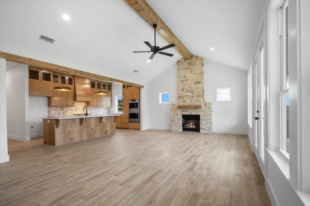 16429 Clearview Drive Lindale, TX 75771