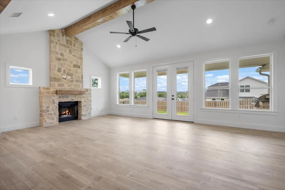 16429 Clearview Drive Lindale, TX 75771