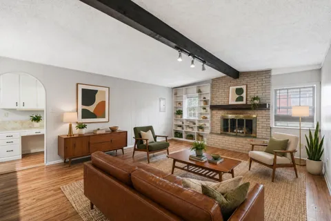 8033 Pinewood Drive