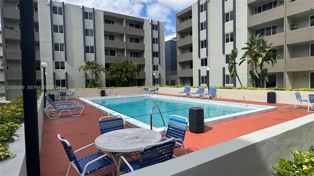 10090 NW 80th Ct #1203 Hialeah Gardens, FL 33016