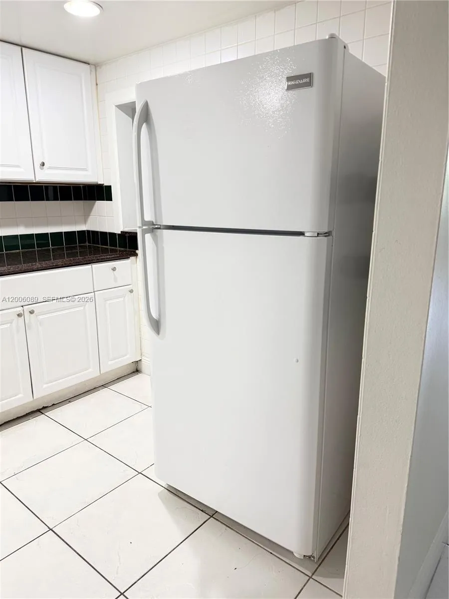 10090 NW 80th Ct #1203 Hialeah Gardens, FL 33016