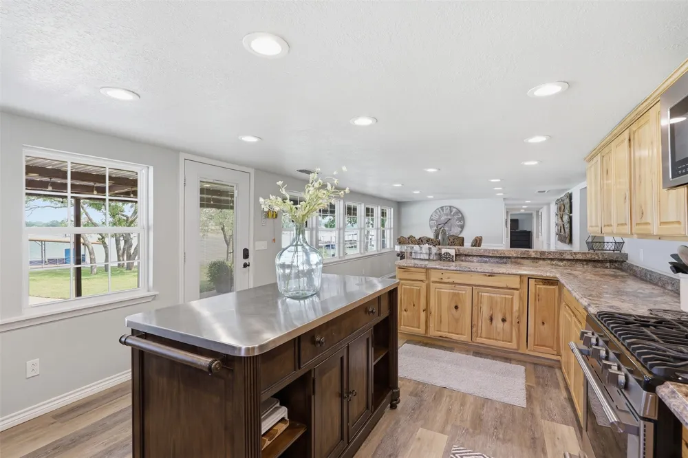 125 County Road 596 Eastland, TX 76448