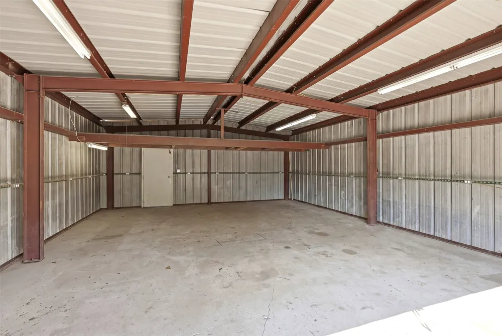 125 County Road 596 Eastland, TX 76448