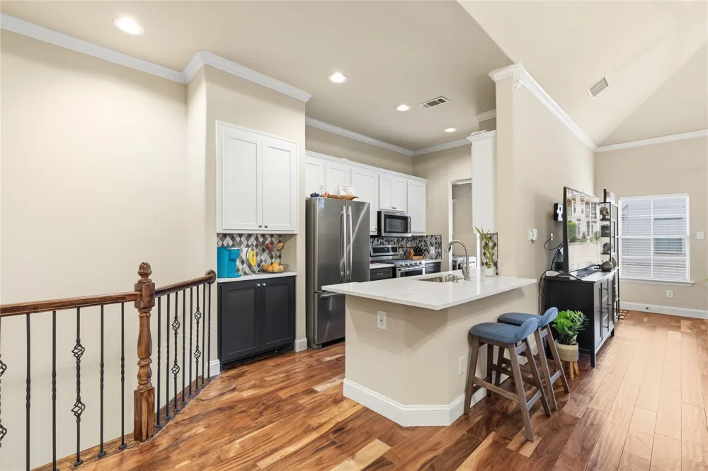 8824 Tudor Place Dallas, TX 75228