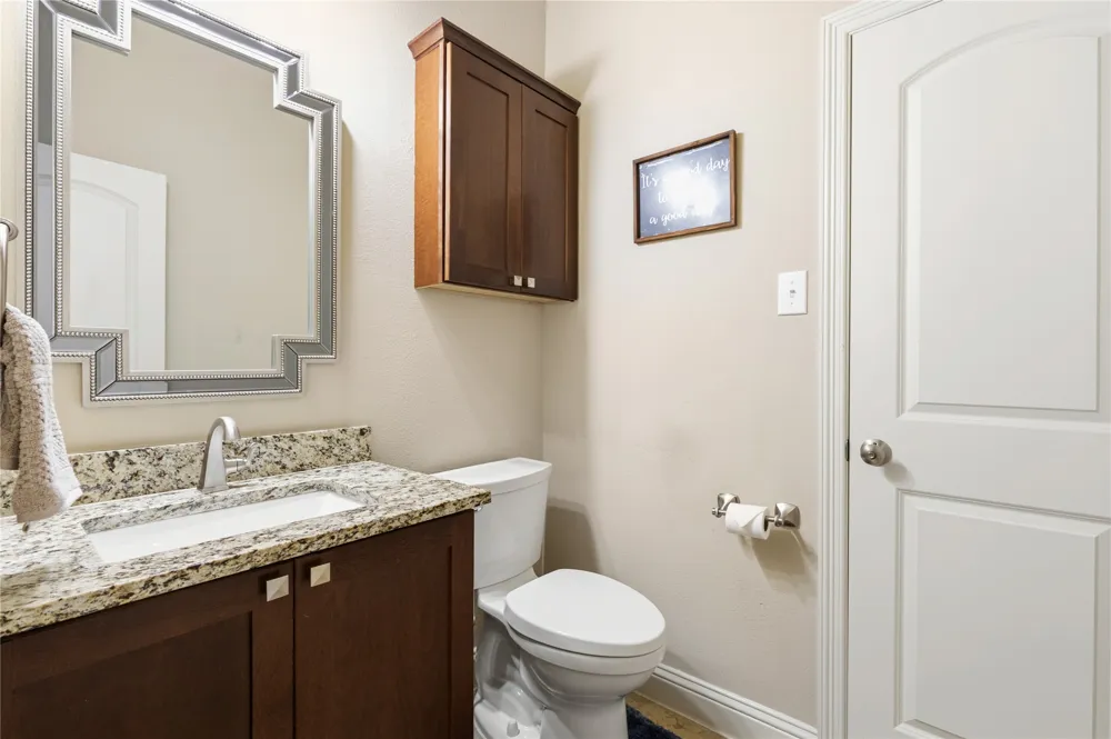 8824 Tudor Place Dallas, TX 75228