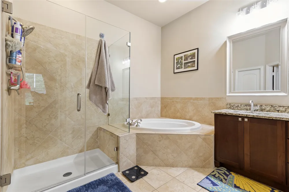 8824 Tudor Place Dallas, TX 75228