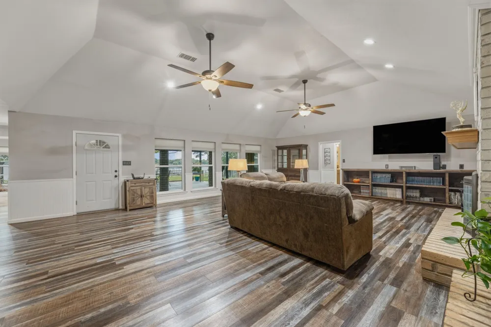 801 County Road 529 Eastland, TX 76448