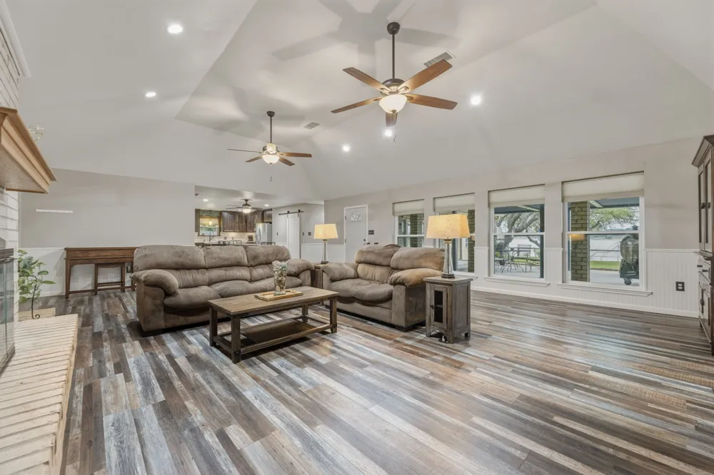 801 County Road 529 Eastland, TX 76448