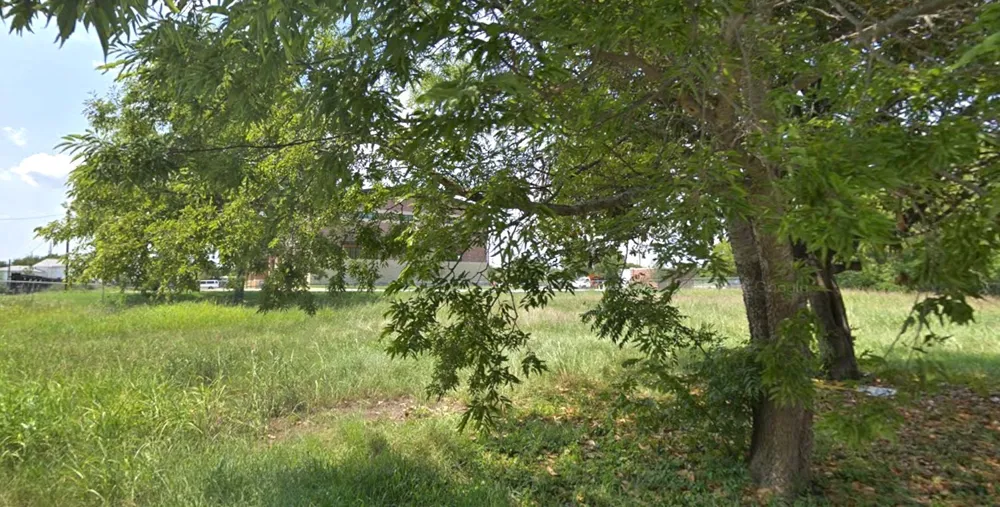 651 E 3rd Street Lancaster, TX 75146