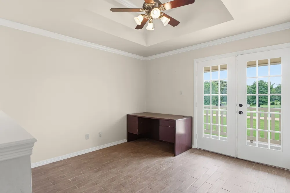 219 W Twin Creeks Trail Troup, TX 75789