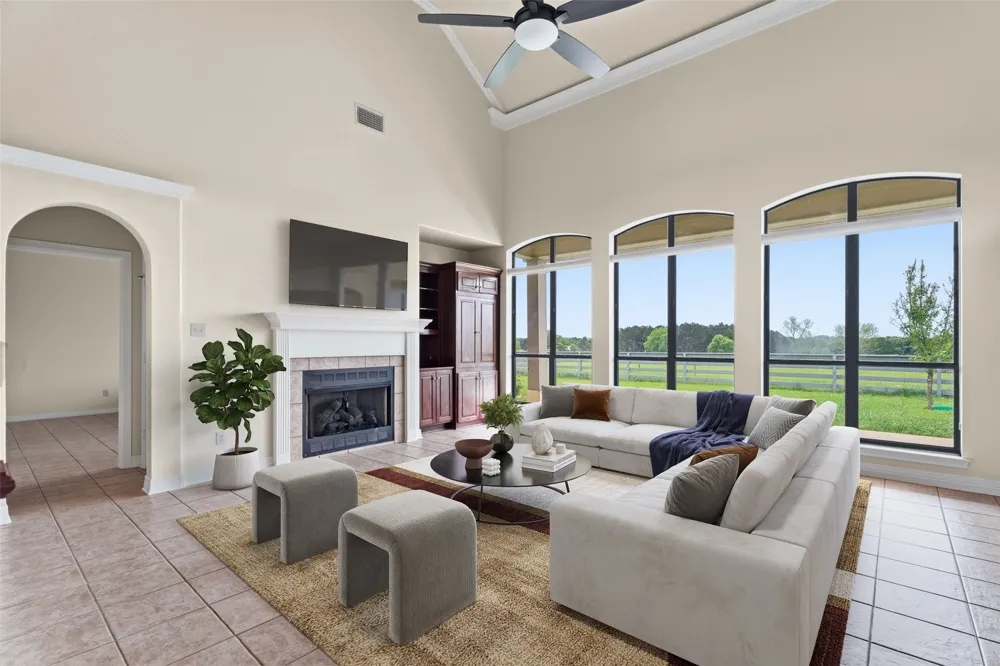 219 W Twin Creeks Trail Troup, TX 75789