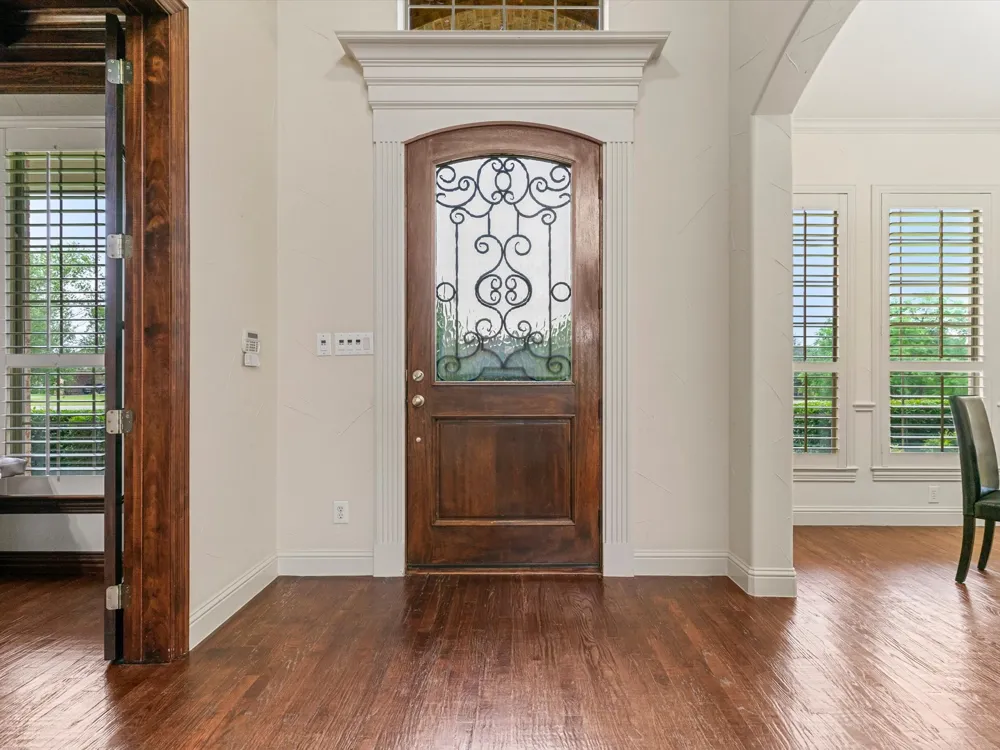 407 W Aurora Vista Trail Aurora, TX 76078